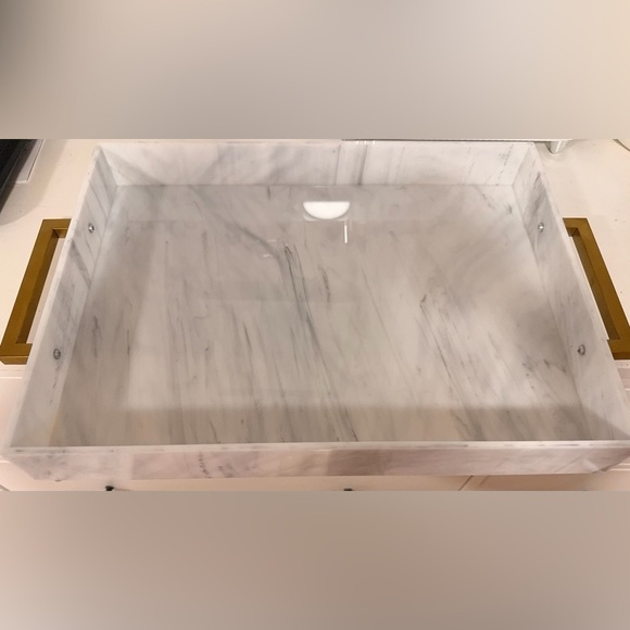 Acrylic Serving Tray with Gold Handles. - Picture 4 of 4